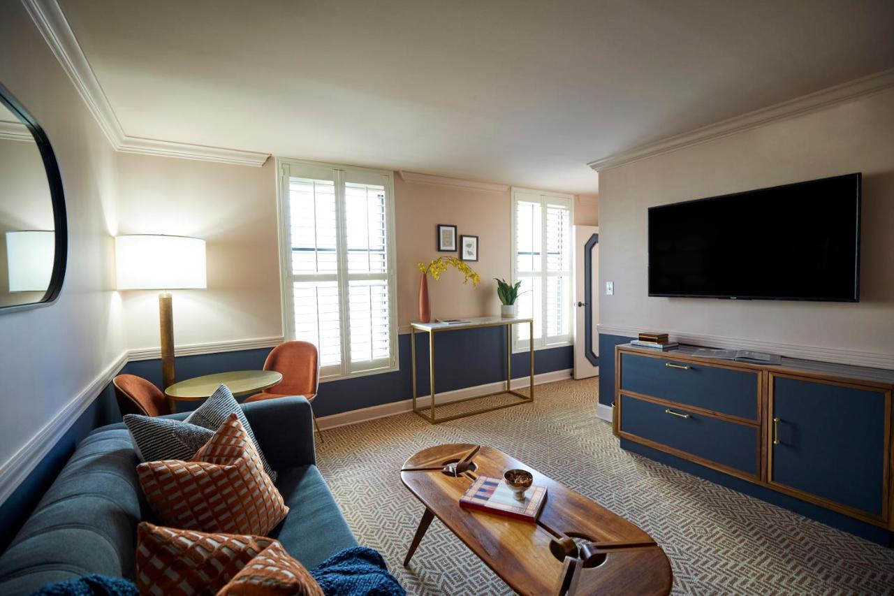 Presidential Suite,1065143380:JPEG