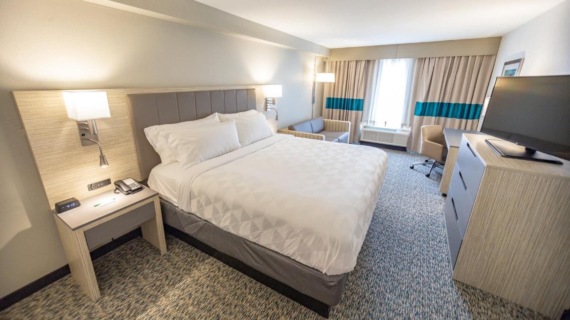 Standard King Room,1758363071:JPEG
